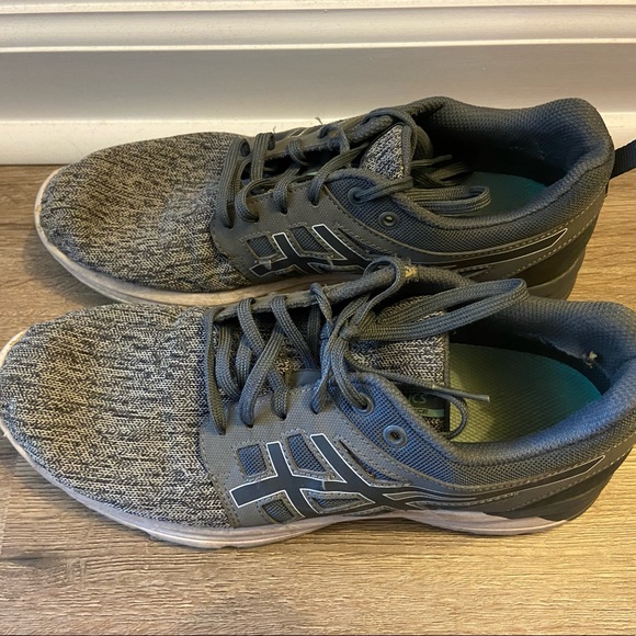 ASICS womens shoes - Picture 2 of 6